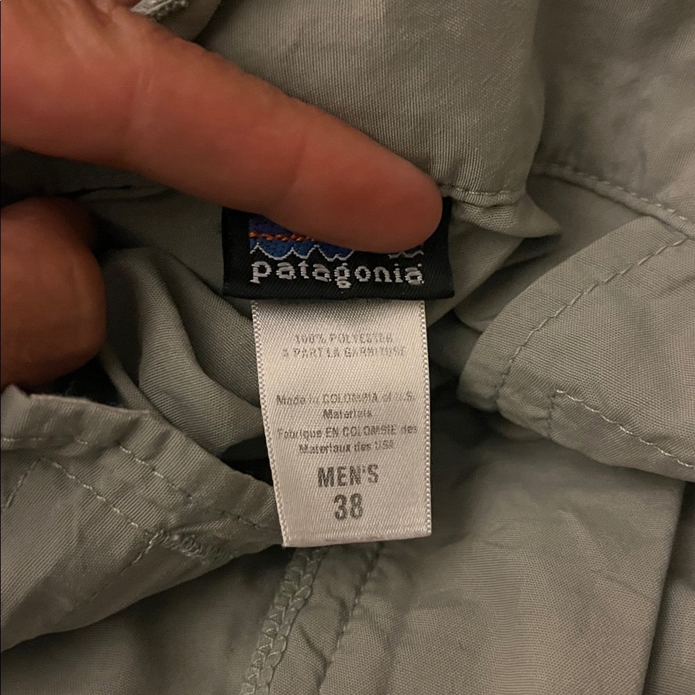 Patagonia Men's Light Gray Jacket